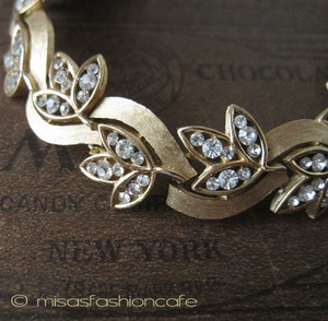 （画像用） クラウントリファリ Trifari クリスタル