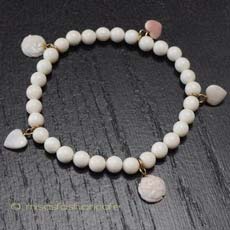 （画像用） 本象牙と天然珊瑚・天然石　 ハート＆お花のブレスレット