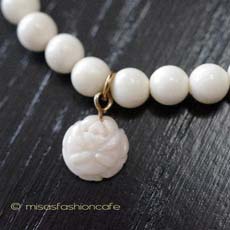 （画像用） 本象牙と天然珊瑚・天然石　 ハート＆お花のブレスレット