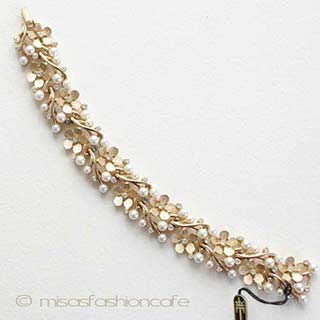 （画像用） Ｔｒｉｆａｒｉ　 トリファリ パールの花　ブレスレット