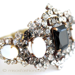 （画像用） クリスタル　バングル