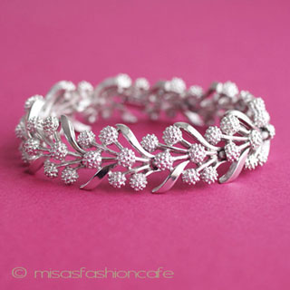 （画像用） ヴィンテージジュエリー トリファリ 　たんぽぽ