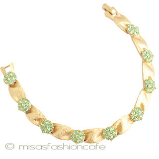 （画像用） クラウン　トリファリ ぺリドットRSの花