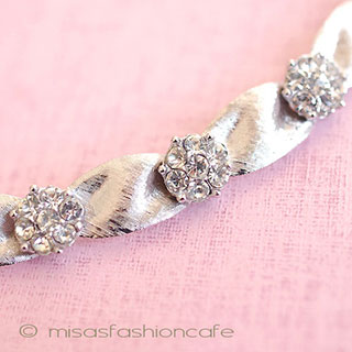 （画像用） クラウン　トリファリ クリスタルｘ銀リボン