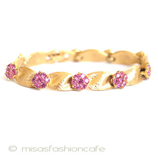 （画像用） クラウン　トリファリ Ｔｒｉｆａｒｉ　RSの花