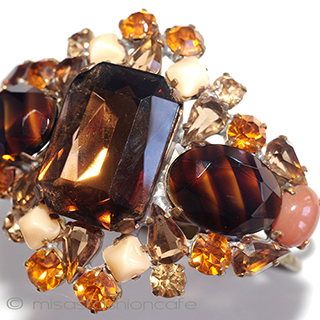 （画像用） チェコ製ガラス バングル