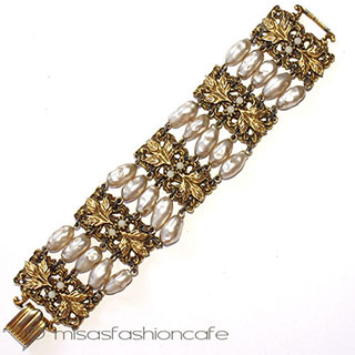 （画像用） アンティーク　ブレスレット バロックパール　金葉