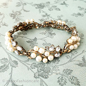 （画像用） Trifari　 トリファリ パールのお花ブレス