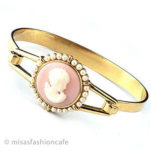 （画像用） Trifari　 トリファリ カメオ　ブレスレット