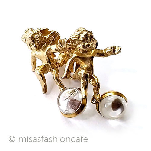 （画像用） アンティークイヤリング エンジェル 幸運の天使