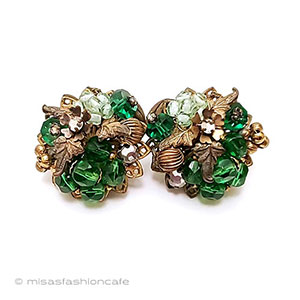 （画像用） DeMarioNYイヤリング グリーンRS花ブーケ