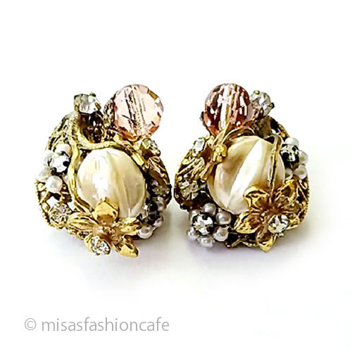 （画像用） Robert　イヤリング パール＆クリスタル花