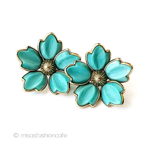 （画像用） Trifari　 トリファリ ガラスの花イヤリング