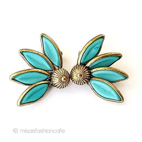 （画像用） Trifari　 トリファリ ガラスの花イヤリング