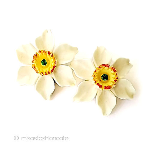 （画像用） アンティークイヤリング 象牙アイボリー水仙の花