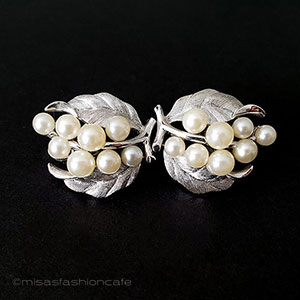 （画像用） Trifari　 トリファリ パールのベリー＆銀葉