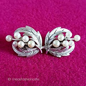 （画像用） Trifari　 トリファリ パール花イヤリング