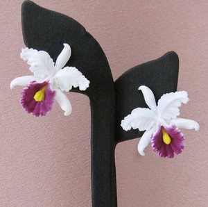 （画像用） ドイツ製お花イヤリング