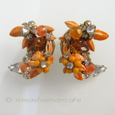 （画像用） Robert ロバート 月型・苺＆花イヤリング