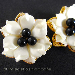 （画像用） JudyLeeお花イヤリング