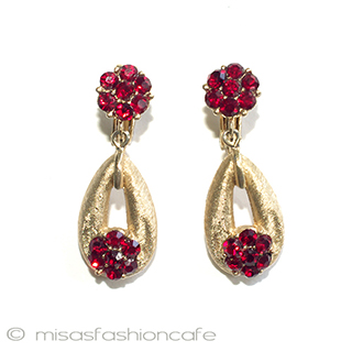 （画像用） Trifari　 トリファリ 赤いお花　イヤリング