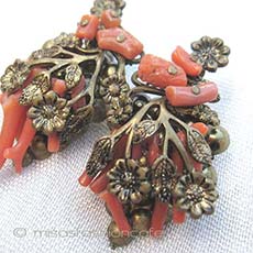 （画像用） Haskell 珊瑚イヤリング