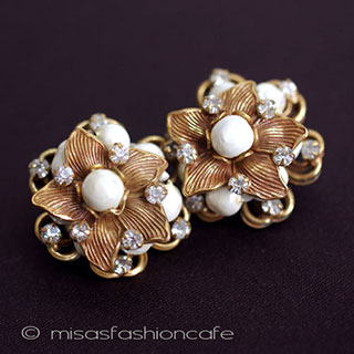 （画像用） Ｒｏｂｅｒｔ　イヤリング バロックパールの花