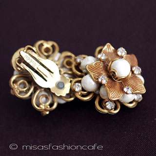 （画像用） Ｒｏｂｅｒｔ　イヤリング バロックパールの花