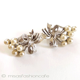 （画像用） Trifari　 トリファリ りぼん＆花束イヤリング