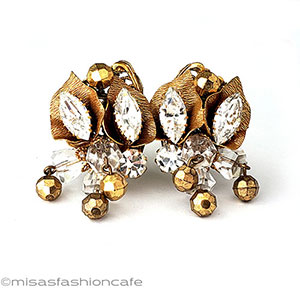 （画像用） Robert刻印イヤリング クリスタル金葉ドロップ