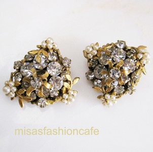 （画像用） Robert ロバート　豪華 パールxRS花イヤリング