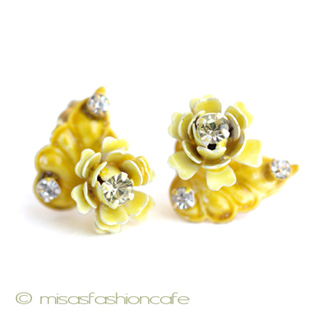 （画像用） Robert刻印イヤリング RSエナメルフラワー