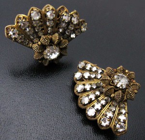 （画像用） EUGENE　扇イヤリング