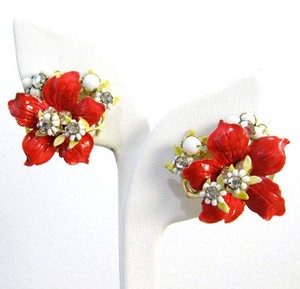 （画像用） Robertイヤリング エナメルフラワー