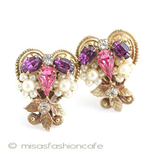 （画像用） Ｒｏｂｅｒｔ　イヤリング 小花パール・ビジュー