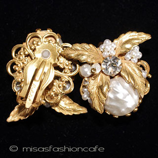 （画像用） Ｒｏｂｅｒｔ　イヤリング バロックパールの花