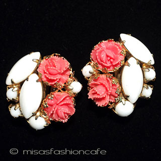 （画像用） レトロお花イヤリング