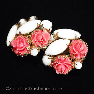 （画像用） レトロお花イヤリング