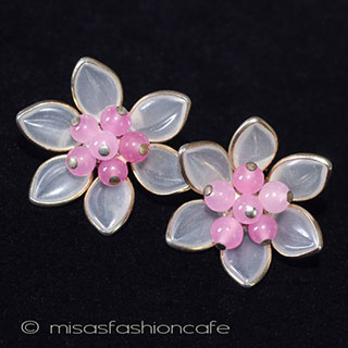 （画像用） 大振りお花イヤリング