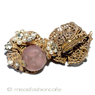 （画像用） Ｒｏｂｅｒｔ　イヤリング ガラス＆パール小花