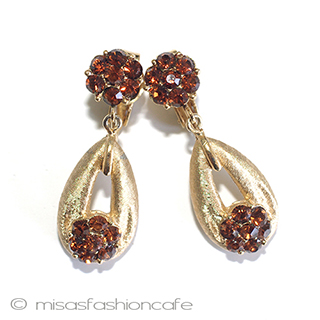 （画像用） Ｔｒｉｆａｒｉ　 トリファリ お花　イヤリング