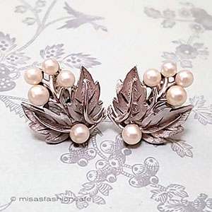 （画像用） Trifari　 トリファリ パールの実イヤリング