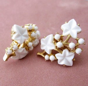 （画像用） クラウントリファリ刻印 アイヴィーの葉イヤリング