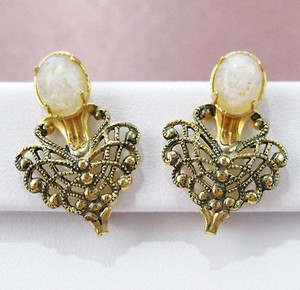 (image for) Antique & Vintage