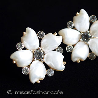 （画像用） クラウン　トリファリ Trifari　花イヤリング