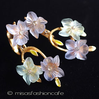 （画像用） スミレの花イヤリング