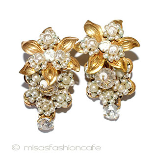 （画像用） Ｒｏｂｅｒｔ　イヤリング バロックパールの花