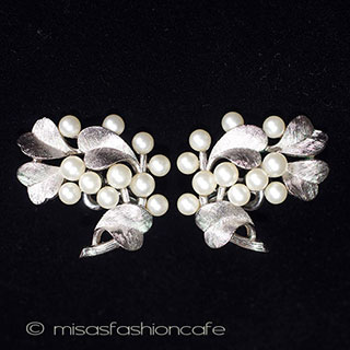 （画像用） Ｔｒｉｆａｒｉ　 トリファリ パール銀葉イヤリング