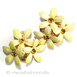 （画像用） Original By Robert 花ブーケ　イヤリング