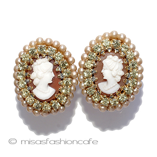 （画像用） Ｈｏｂｅ　イヤリング パール＆シェルカメオ